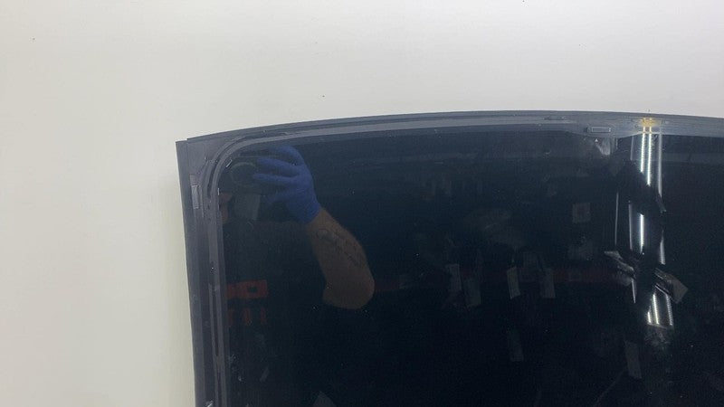 ⭕ 21-23 Model 3 Front Middle Panoramic Sun Moon Roof Window Glass 1587