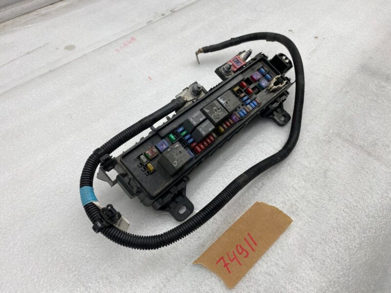 1032274 00 P 2016-2020 Tesla Model S Front Trunk Engine Bay Under Hood Fuse Box 12V Assembly