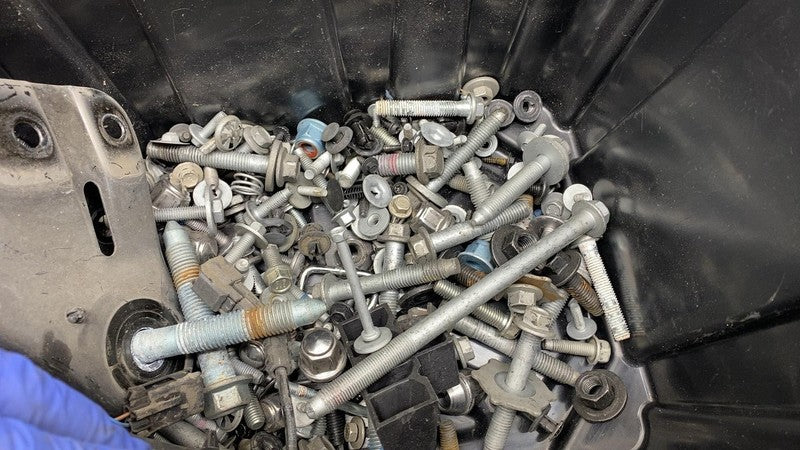 AV61101A80AF ⭕ 13-18 Ford C-Max Left & Right Crossmember Bracket w/ SET of Bolt Wheel Lug Nut