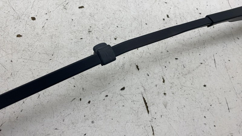 ⭕ 2022 Rivian EDV-700 Front Driver Side Windshield Wiper Arm Left OEM