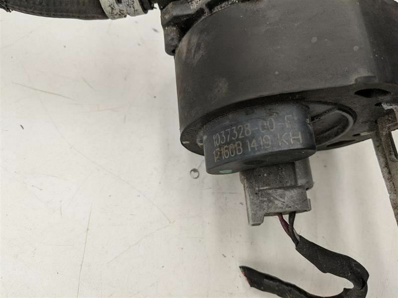 2016-2020 Tesla Model X MX Cooling System Auxiliary Coolant Water Pump Assembly