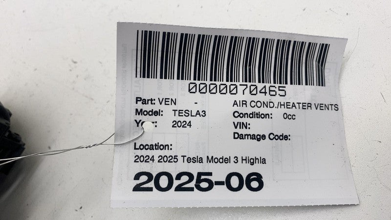 ⭕2024 2025 Tesla Model 3 Driver Side Instrument Panel Air Vent Left 17