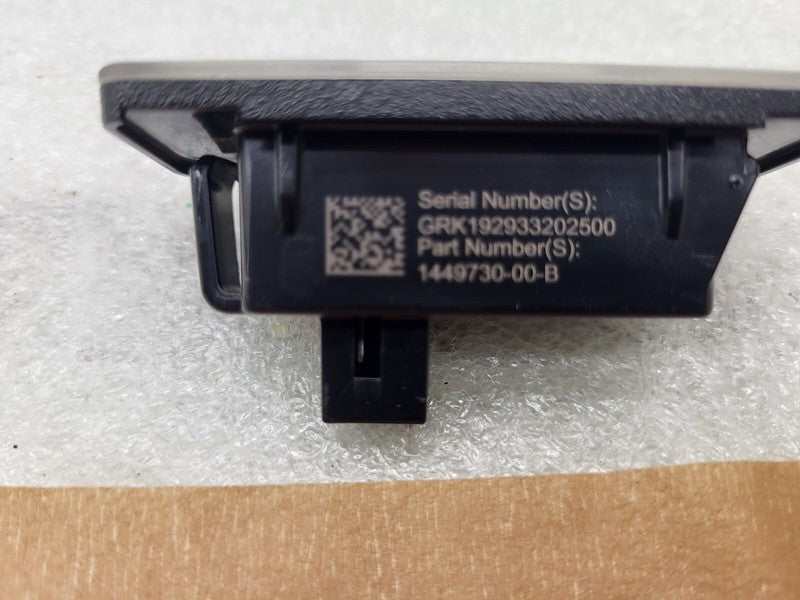 144973000B ⭕ 17-23 Tesla Model 3 Rear Left or Right License Plate Light Lamp 1449730-00-B