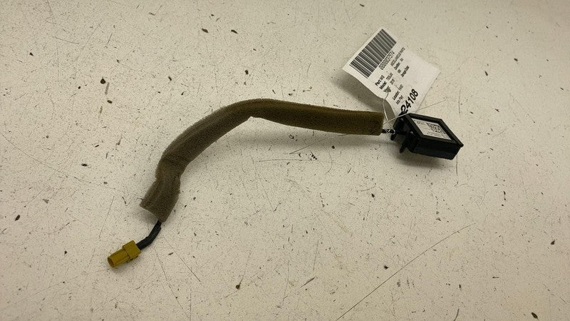 104786300A ⭕ 2016-2020 Tesla Model X MX Satellite Antenna Control Module Unit 1047863-00-A