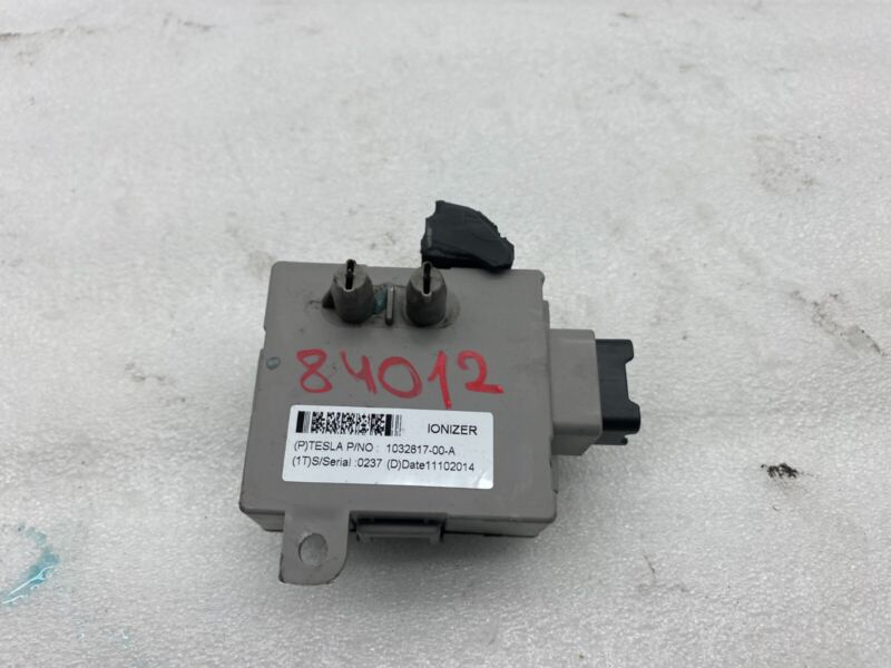 103281700A 2012 2013 2014 2015 Tesla Model S Ionizer HVAC Control Unit Module Assembly OEM