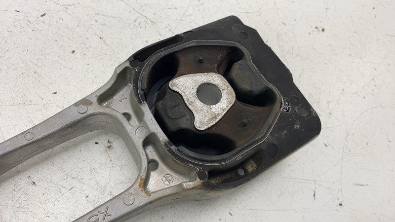 ⭕ 2023-2024 Toyota Prius Rear Engine Transmission Mount Torque Rod OEM Assembly