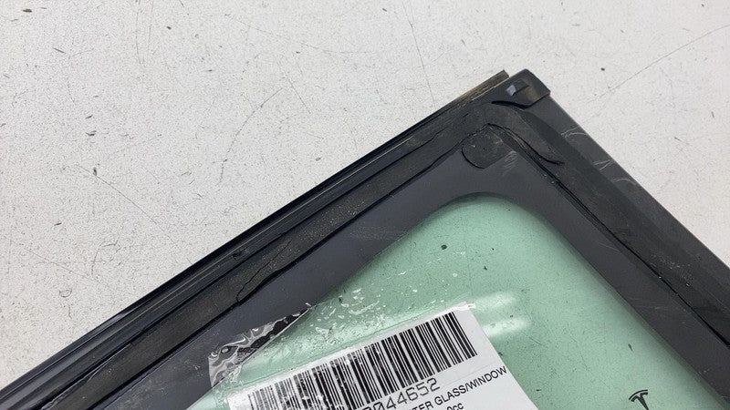 ⭕ 21-23 Tesla Model 3 M3 Rear Side Corner Window Quarter Glass Left 15