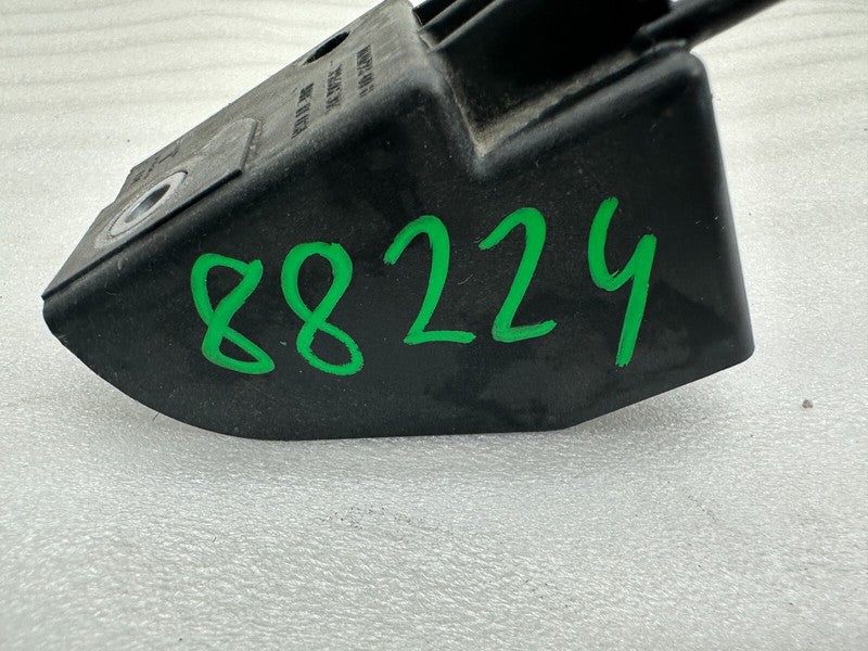 102079300B ⭕ 12-15 Model S Front Driver Side Bumper Guide Support Bracket Left 1020793-00-B