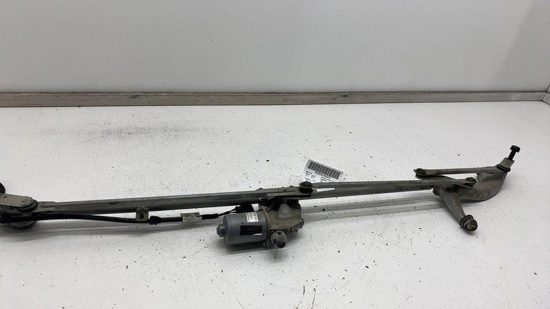2013 2014 2015 2016 2017 2018 Ford C-Max Windshield Wiper Linkage and Motor Assy
