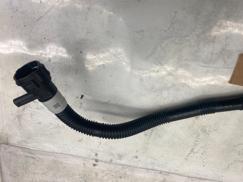 1504721-00-B ⭕2017-2025 Tesla Model 3 Y Powertrain Supply Coolant Hose Pipe Tube 1504721-00-B