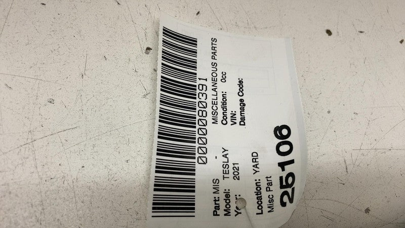 151625800E ⭕ 20-23 Tesla Model Y Passenger Exterior B-Pillar Applique Trim w/ Camera Right