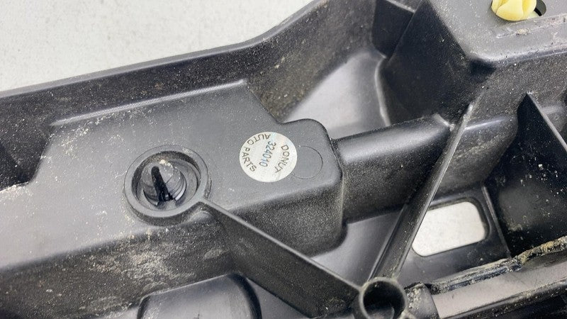 ⭕ 2018 2019 2020 BMW 530e G30 2.0 Front Right Skirt Rocker Molding Pan