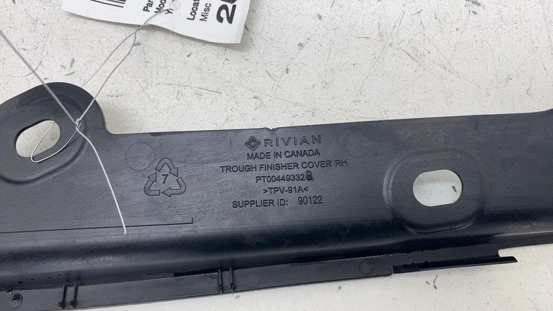 ⭕ 22-25 Rivian R1S Front Passenger Side Trough Finisher Cover Right PT