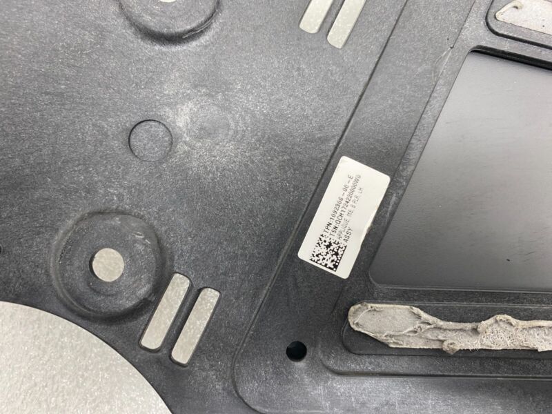 108389900C 2016-2020 Tesla Model S MS PAIR Left & Right B-Pillar Glass Applique with Camera