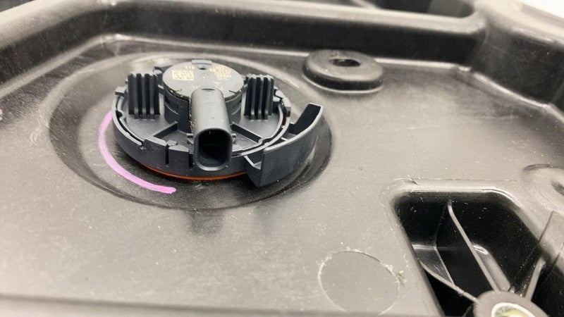 ⭕20-23 Tesla Model Y Rear Driver Left Door Window Regulator & Motor 14