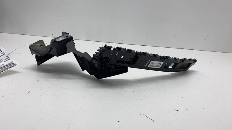 LJ8B 17E850 AE 21-24 Ford Mustang Mach-E Rear Right Bumper Mount Support Bracket LJ8B-17E850-AE