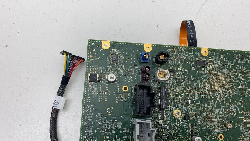 ⭕ 12-20 Tesla Model S Media Control Unit Motherboard Electronics 1015