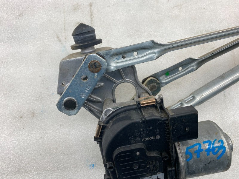 ⭕ 2020-2024 Model Y Front Windshield Wiper Linkage Motor & Module 1490