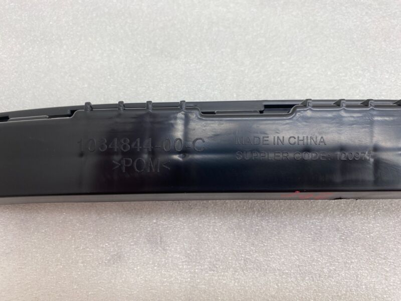 103484400C 2016-2023 Tesla Model X MX Rear Fascia Bumper Center Mount Support Bracket Assy