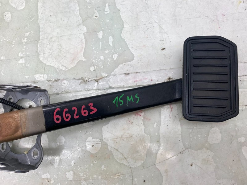 600645500A ⭕ 2012-2015 Tesla Model S MS Front Brake Pedal w/ Bracket Assembly 6006455-00-A