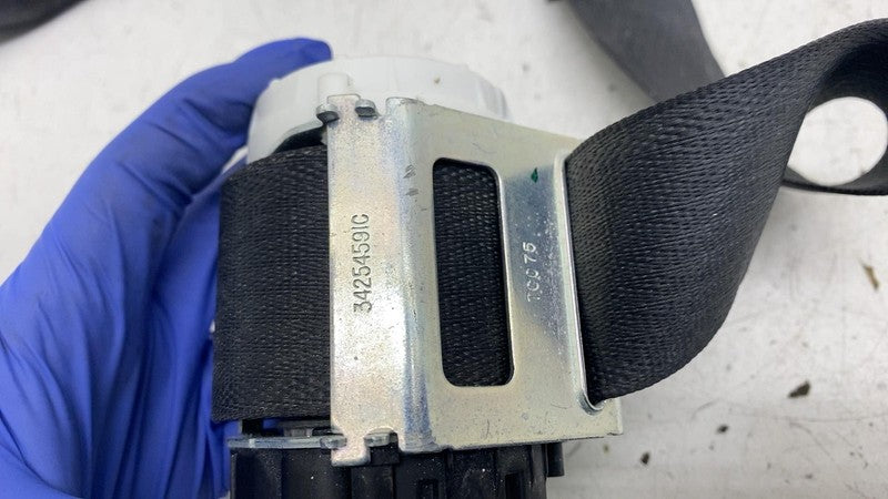 ⭕ 2023 Jeep Wrangler 4XE JL Rear Left 2nd Row Seat Belt & Retractor P6