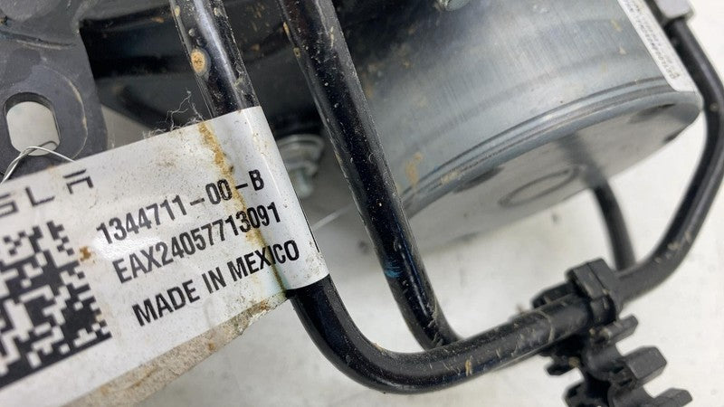 110354100A ⭕ 24 Model 3 Anti-Lock Brake System ABS Pump Unit w/ Bracket & Pipe 1103541-00-A