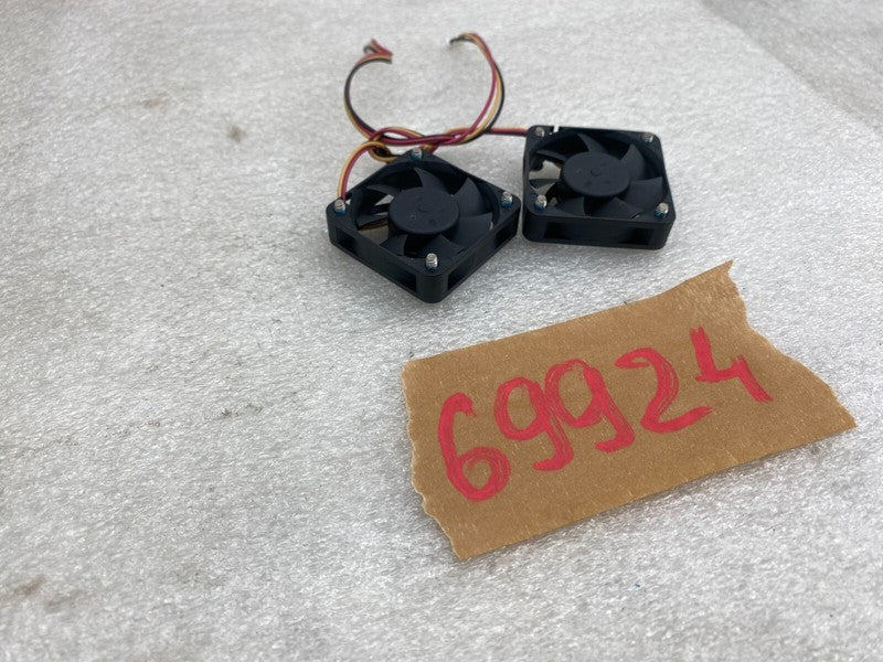 ⭕2012-2015 Tesla Model S Media Control Unit Motherboard MCU Cooling Fan Assembly