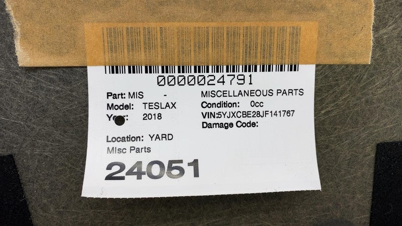 107240500E ⭕16-20 Model X 2nd Row Floor Trim Panel Carpet Mat Cover (6-Seater) 1072405-00-E