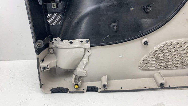 ⭕ 2017-2025 Chrysler Pacifica Rear Left Sliding Door Panel Trim Cover