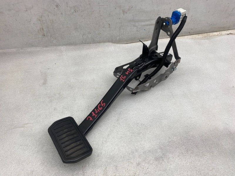 105065700A ⭕ 2012-2020 Tesla Model S MS Brake Stop Pedal w/ Sensor Assembly 1050657-00-A