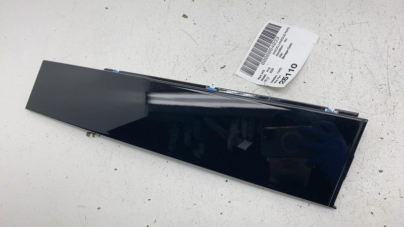 PT00012118-J ⭕ 2022-2025 Rivian R1S Front Right Side Door Moulding Trim Panel PT00012118-J