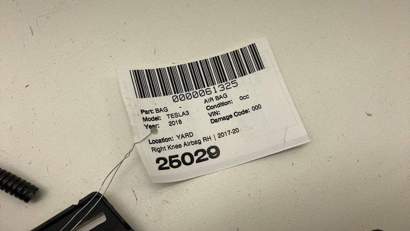 107782600D ⭕ 2017-2023 Tesla Model 3 Y Right Lower Knee Safety Airbag Module 1077826-00-D
