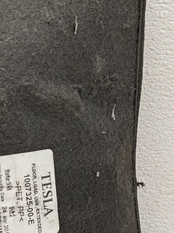 1007325-00-E 12-15 Model S Front Frunk Luggage Compartment Floor Load Mat Carpet 1007325-00-E