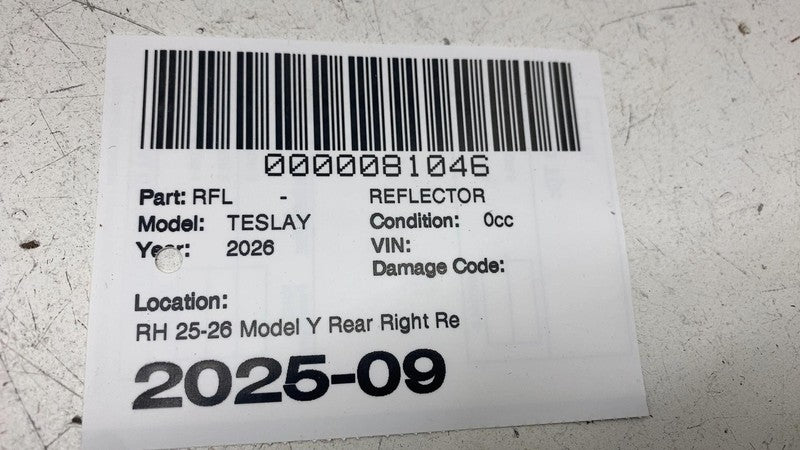 2029541-00 ⭕ 25-26 Model Y Rear Passenger Side Quarter Panel Reflector Right 2029541-00-B