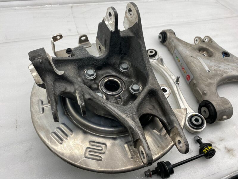 1021422 00 B ⭕16-20 Model S X Rear Right Knuckle w/ Wheel Hub & Control Arm Link 1021416-00-D