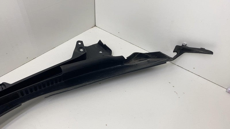 171253401D ⭕ 24-25 Model 3 Front Windshield Wiper Cowl Screen Underhood Trim 1712493-01-D
