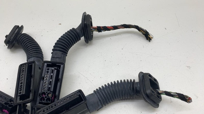 A0005451643 ⭕ 2022 EQS 450+ Front Door Body Connector Harness Adapter Housing A0015459303