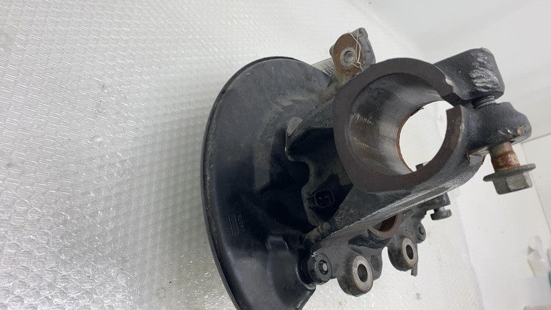 BV613K170CND 2013-2018 Ford C-Max Front Passenger Spindle Knuckle Hub + Dust Shield Right FWD