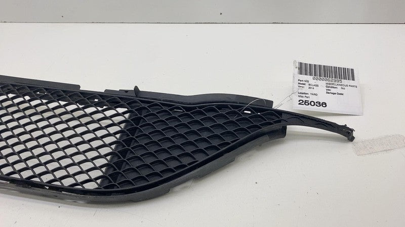 A2428850122 ⭕ 14-17 Mercedes B-Class Front Lower Center Bumper Air Vent Grille A2428850122
