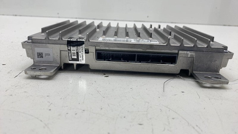 ⭕ 22-26 Rivian R1S Audio Radio Stereo 16 Channel Amplifier Module PT00