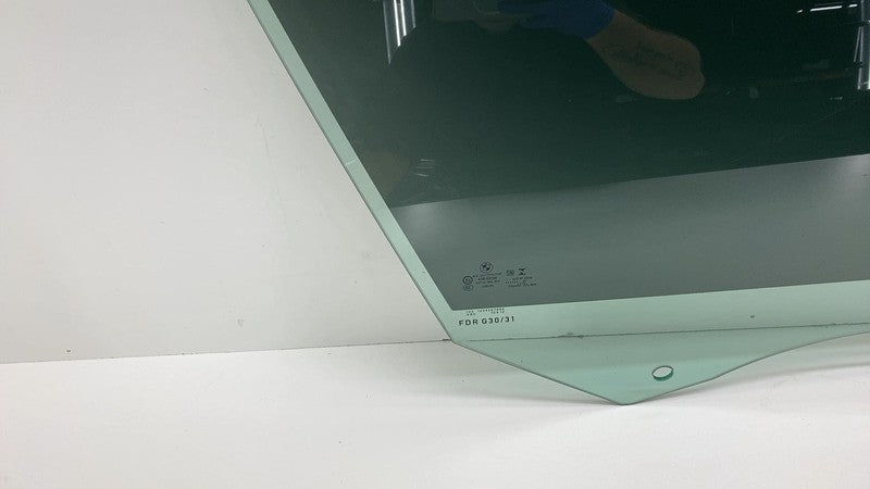 2017-2022 BMW 530e G30 Front Passenger Side Door Window Glass Right RH