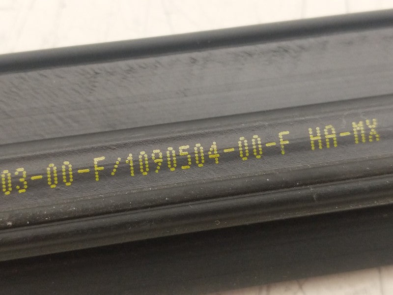 1090504 00 F ⭕ 17-23 Model 3 Rear Passenger Door Window Inner Belt Seal Right RH 1090504-00-F