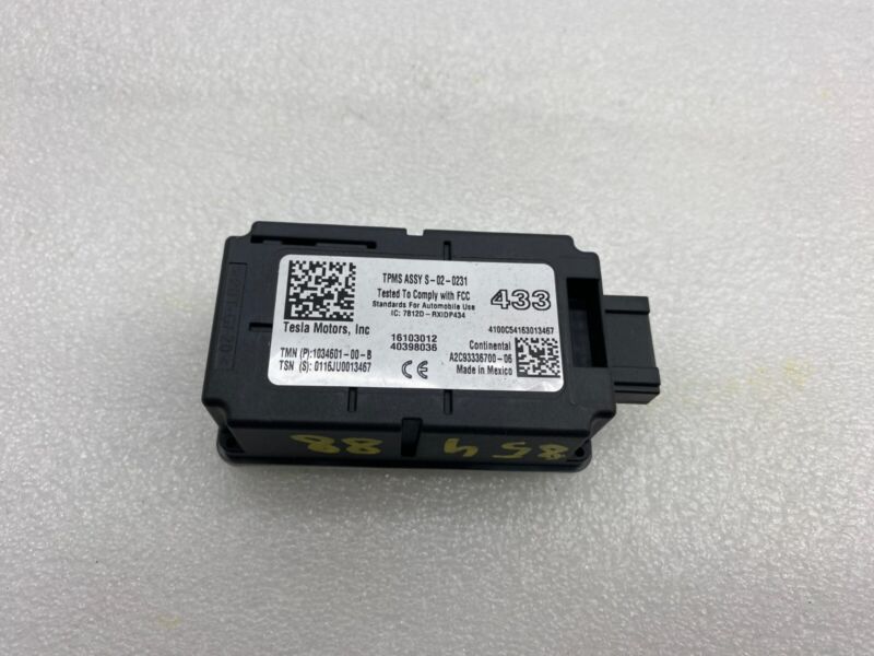 103460100B ⭕12-20 Tesla Model S X Tire Pressure Monitor System Module Receiver 1034601-00-B