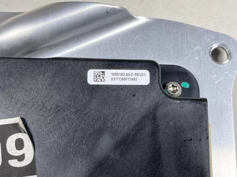 1050183-00-D ⭕ 2016-2020 Tesla Model X Front Side Door Controller Control Module 1050183-00-D