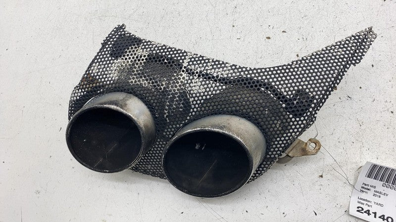 ⭕ 2017 2018 2019 Maserati Levante Rear Bumper Right or Left Exhaust Terminal