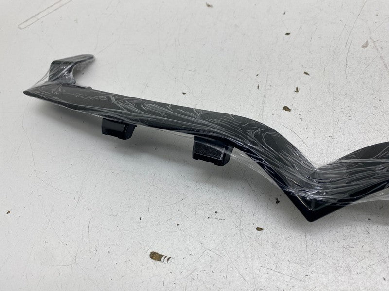1611012 00 C ⭕ 21-25 Tesla Model S Front Bumper Upper Grille Trim V-Bar Insert 1611012-00-C