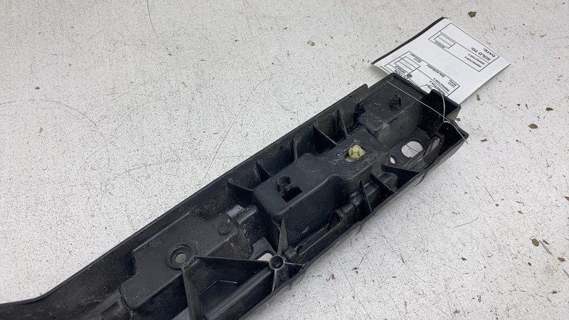 ⭕ 2018 2019 2020 BMW 530e G30 2.0 Front Right Skirt Rocker Molding Pan