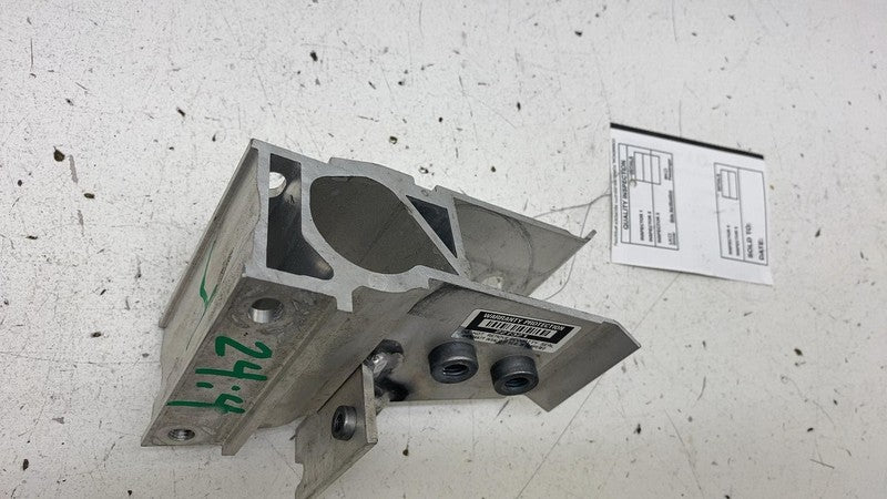 949882003 ⭕ 22-24 BMW i4 G26 Front Right Reinforcement Lower Brace Support Mount 949882003