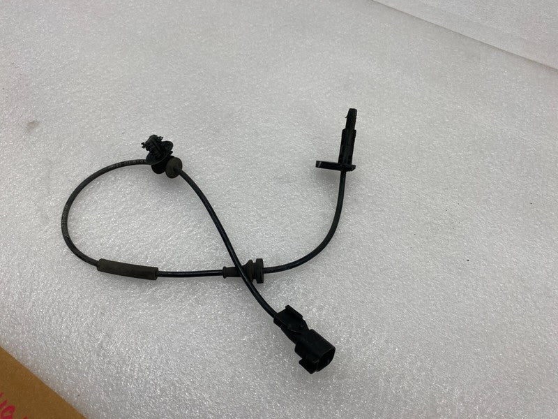 1044771 00 D ⭕ 17-23 Model 3 Rear Left / Right Anti-Lock ABS Wheel Speed Sensor 1044771-00-D