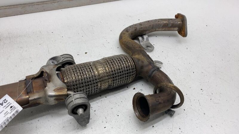 2017-2024 Chrysler Pacifica Front Exhaust System Muffler Pipe Line Assembly OEM